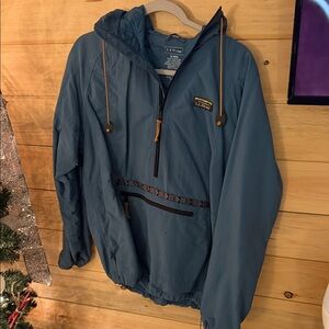 L.L. Bean Women's Teal Windbreaker with Hood